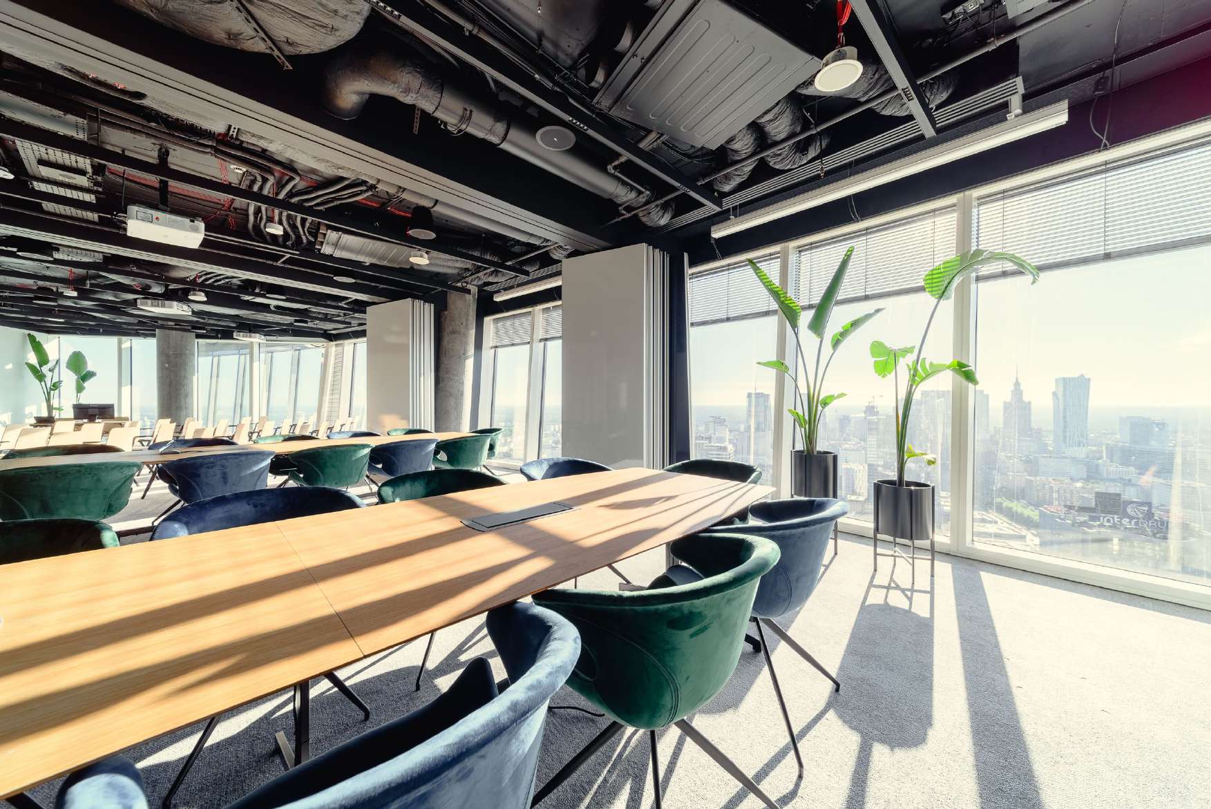 Sala konferencyjna na godziny. Oszczędność i wygoda